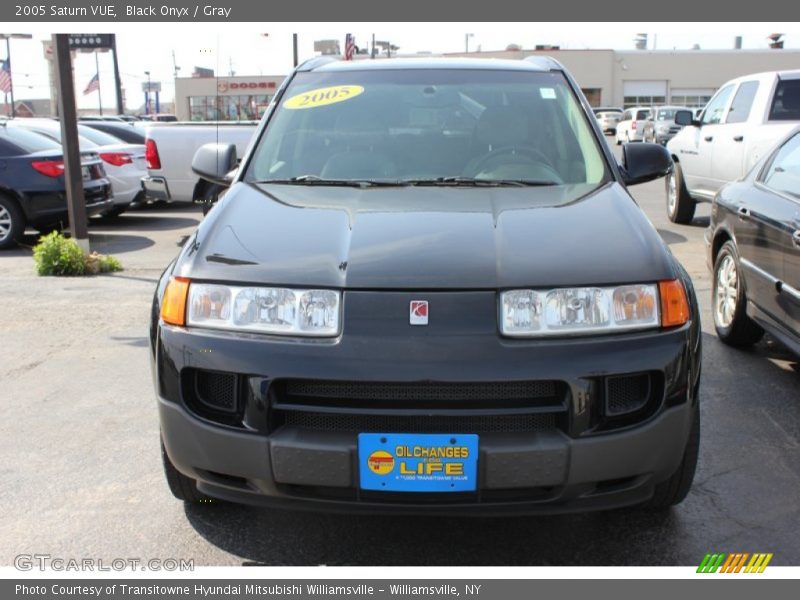 Black Onyx / Gray 2005 Saturn VUE