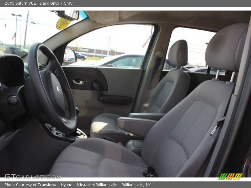 Black Onyx / Gray 2005 Saturn VUE