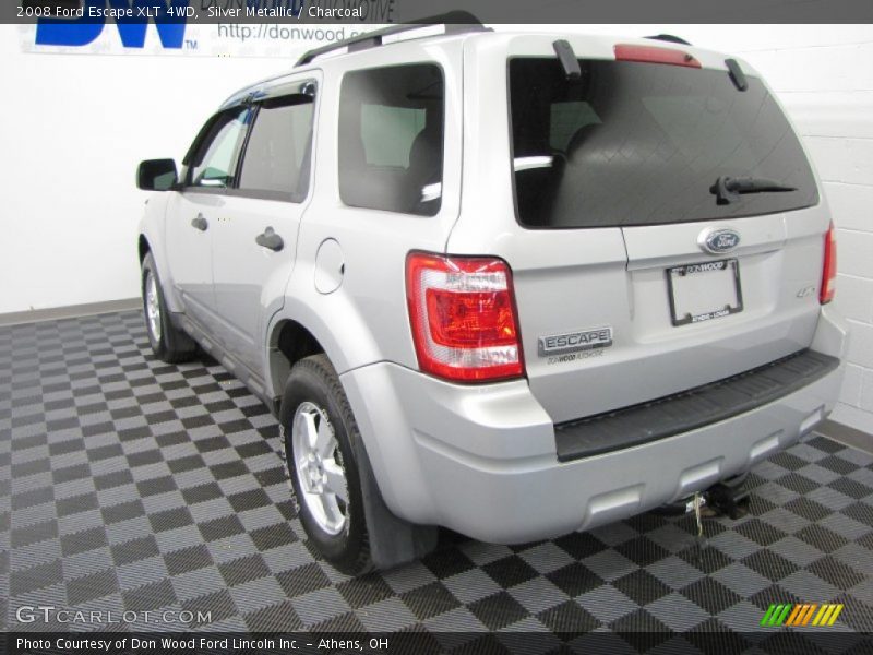 Silver Metallic / Charcoal 2008 Ford Escape XLT 4WD
