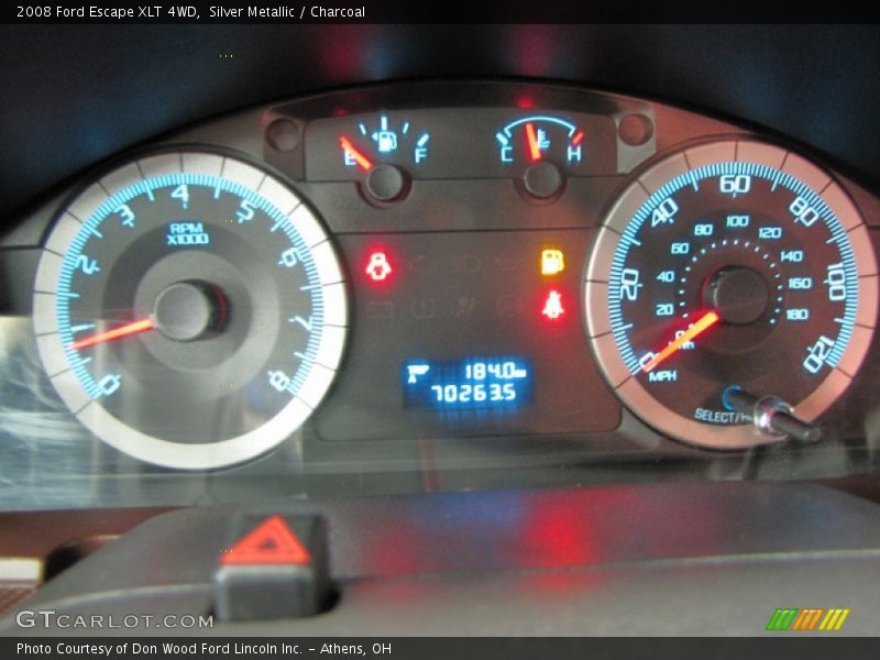 Silver Metallic / Charcoal 2008 Ford Escape XLT 4WD