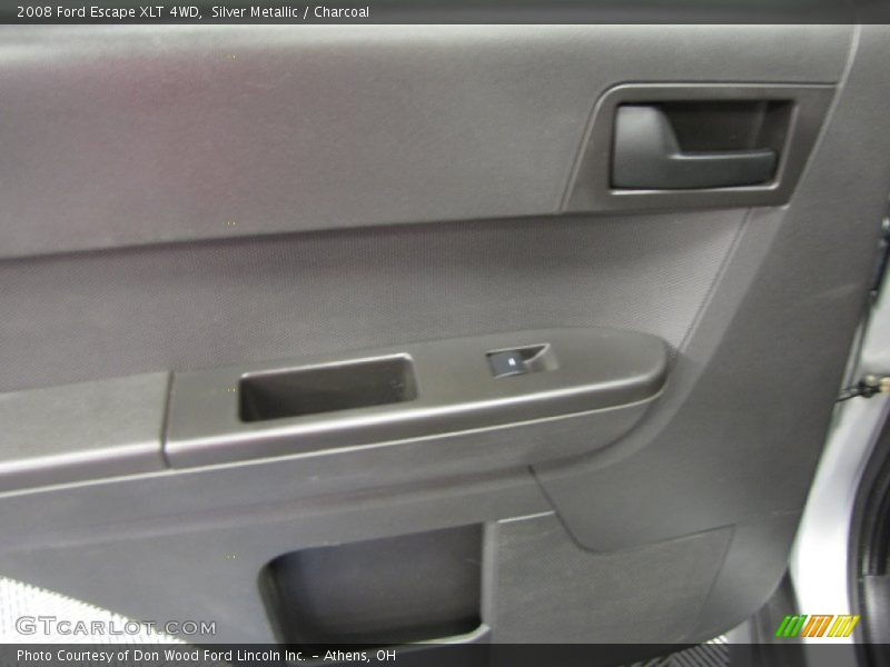 Silver Metallic / Charcoal 2008 Ford Escape XLT 4WD