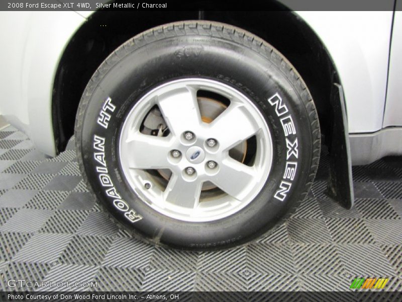 Silver Metallic / Charcoal 2008 Ford Escape XLT 4WD