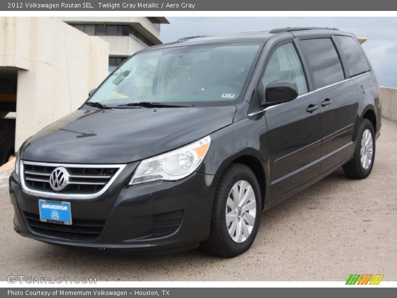 Twilight Gray Metallic / Aero Gray 2012 Volkswagen Routan SEL