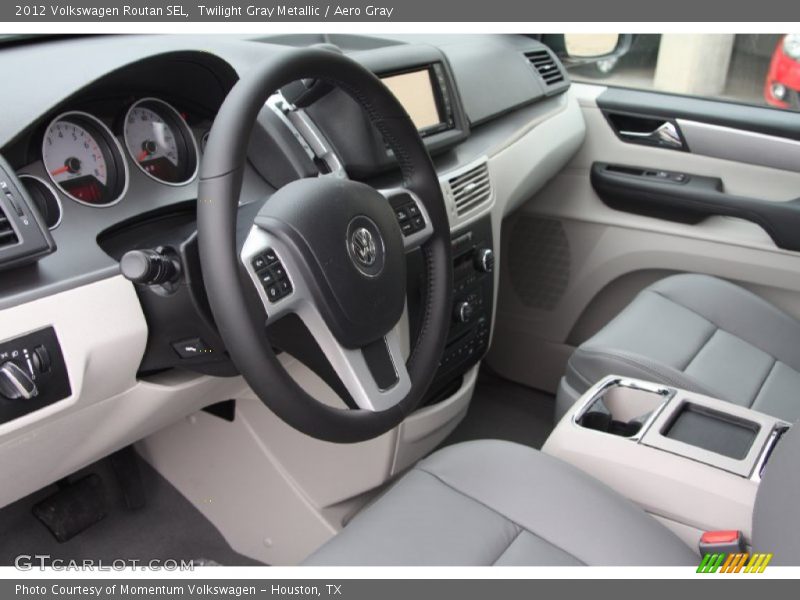 Twilight Gray Metallic / Aero Gray 2012 Volkswagen Routan SEL