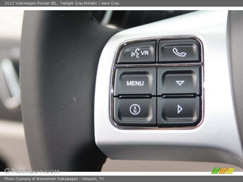 Twilight Gray Metallic / Aero Gray 2012 Volkswagen Routan SEL