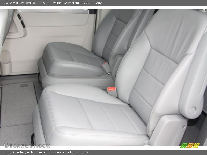 Twilight Gray Metallic / Aero Gray 2012 Volkswagen Routan SEL