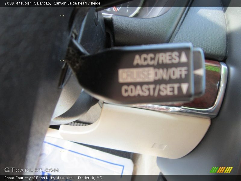 Canyon Beige Pearl / Beige 2009 Mitsubishi Galant ES
