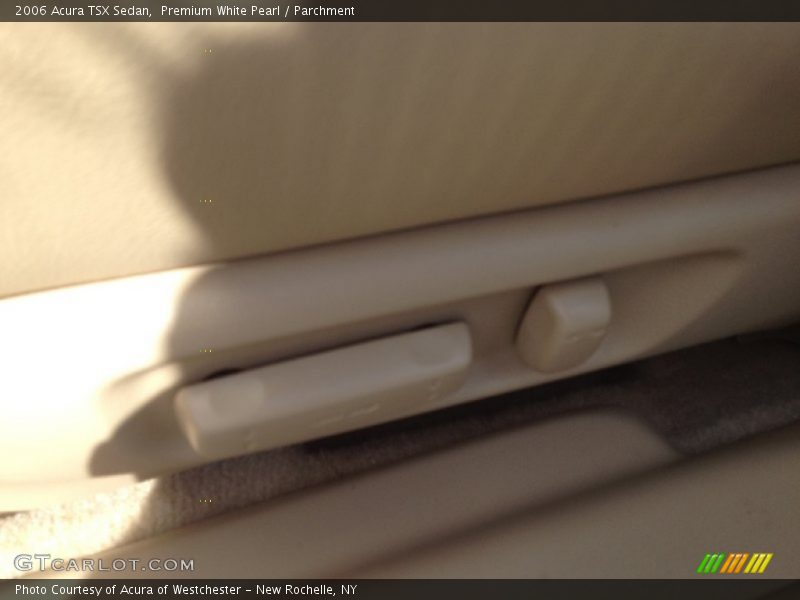 Premium White Pearl / Parchment 2006 Acura TSX Sedan