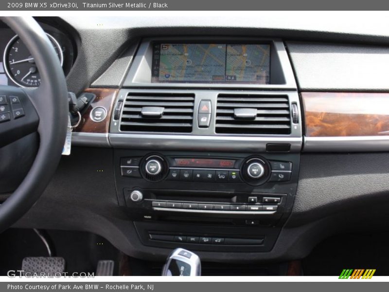 Titanium Silver Metallic / Black 2009 BMW X5 xDrive30i