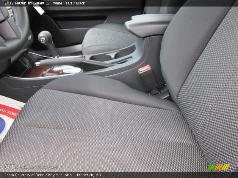 White Pearl / Black 2012 Mitsubishi Galant ES