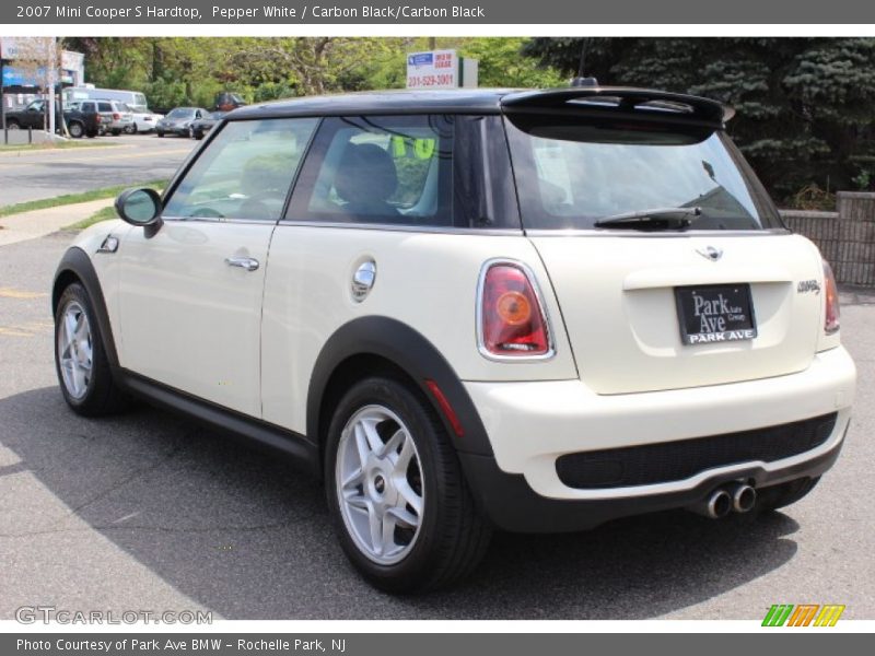 Pepper White / Carbon Black/Carbon Black 2007 Mini Cooper S Hardtop