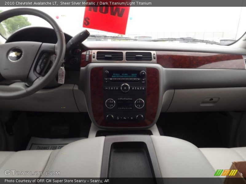 Sheer Silver Metallic / Dark Titanium/Light Titanium 2010 Chevrolet Avalanche LT