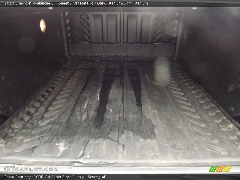 Sheer Silver Metallic / Dark Titanium/Light Titanium 2010 Chevrolet Avalanche LT