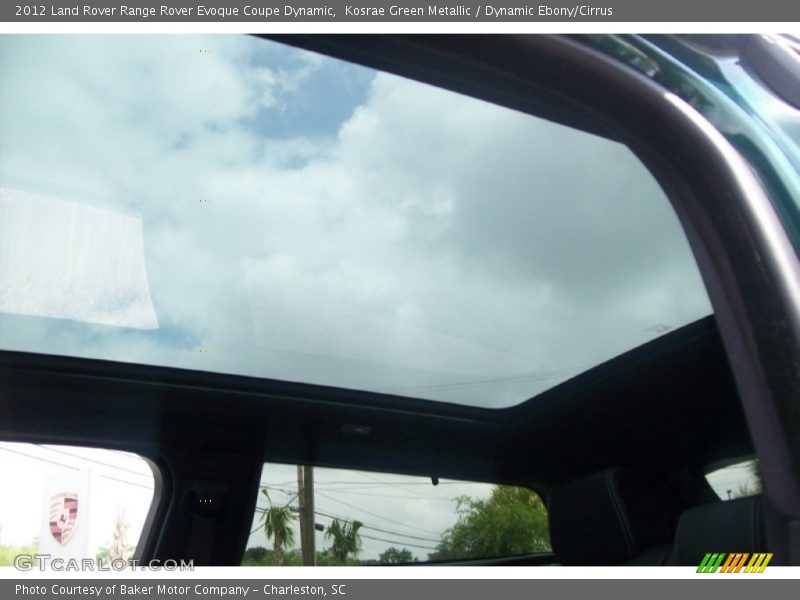 Sunroof of 2012 Range Rover Evoque Coupe Dynamic