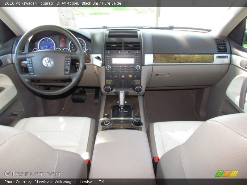 Black Uni / Pure Beige 2010 Volkswagen Touareg TDI 4XMotion