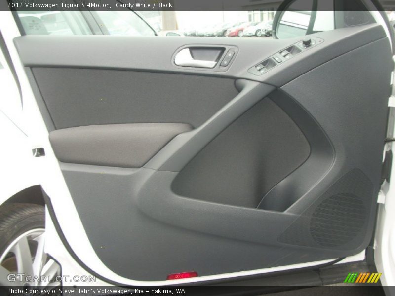 Door Panel of 2012 Tiguan S 4Motion