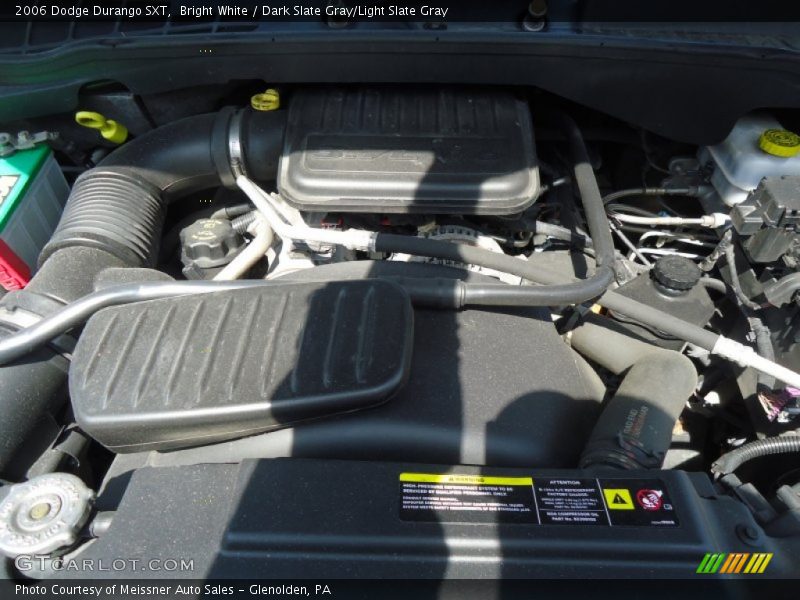 Bright White / Dark Slate Gray/Light Slate Gray 2006 Dodge Durango SXT