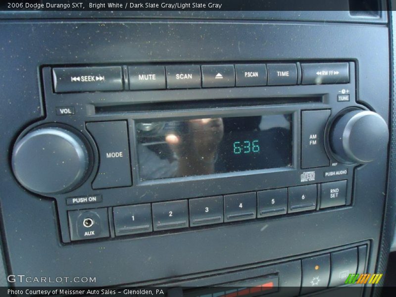Bright White / Dark Slate Gray/Light Slate Gray 2006 Dodge Durango SXT