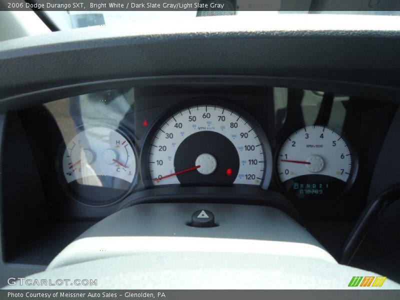 Bright White / Dark Slate Gray/Light Slate Gray 2006 Dodge Durango SXT