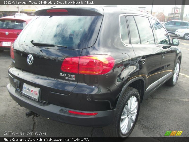 Deep Black Metallic / Black 2012 Volkswagen Tiguan SE 4Motion