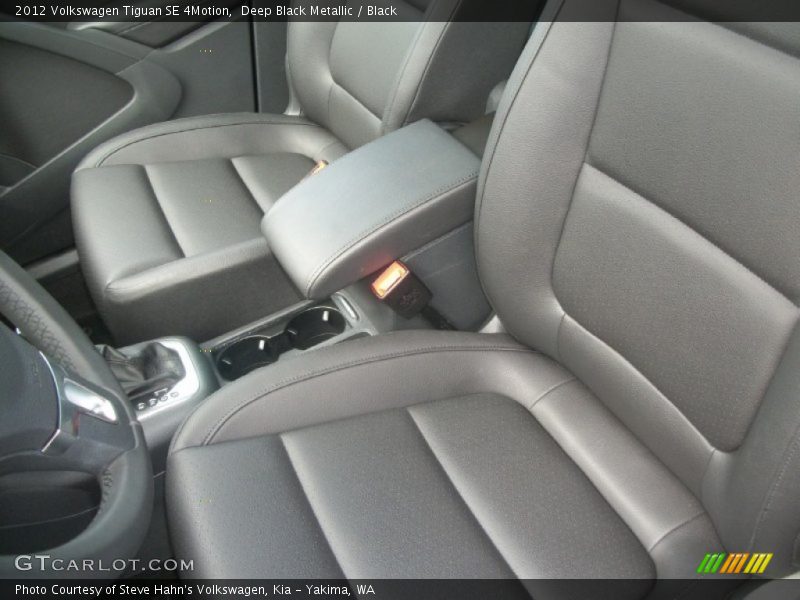 Deep Black Metallic / Black 2012 Volkswagen Tiguan SE 4Motion