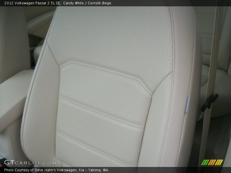 Candy White / Cornsilk Beige 2012 Volkswagen Passat 2.5L SE