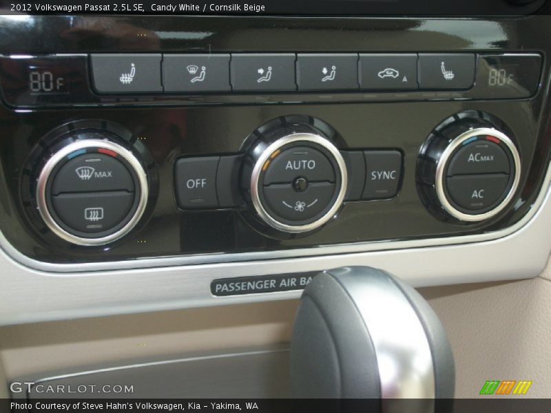 Candy White / Cornsilk Beige 2012 Volkswagen Passat 2.5L SE
