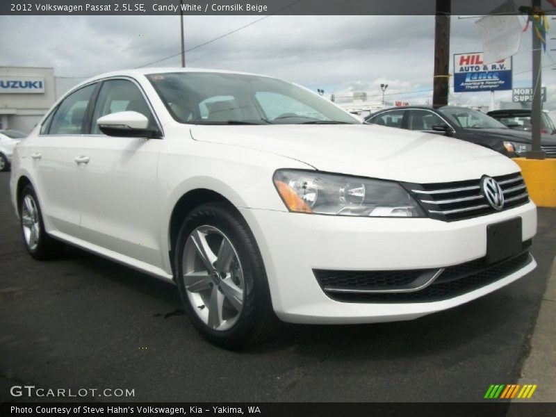 Candy White / Cornsilk Beige 2012 Volkswagen Passat 2.5L SE