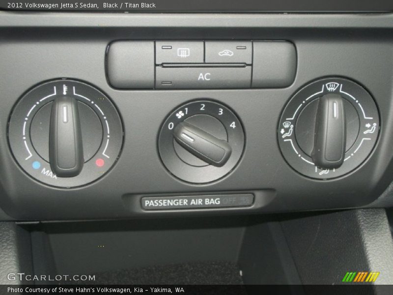 Black / Titan Black 2012 Volkswagen Jetta S Sedan