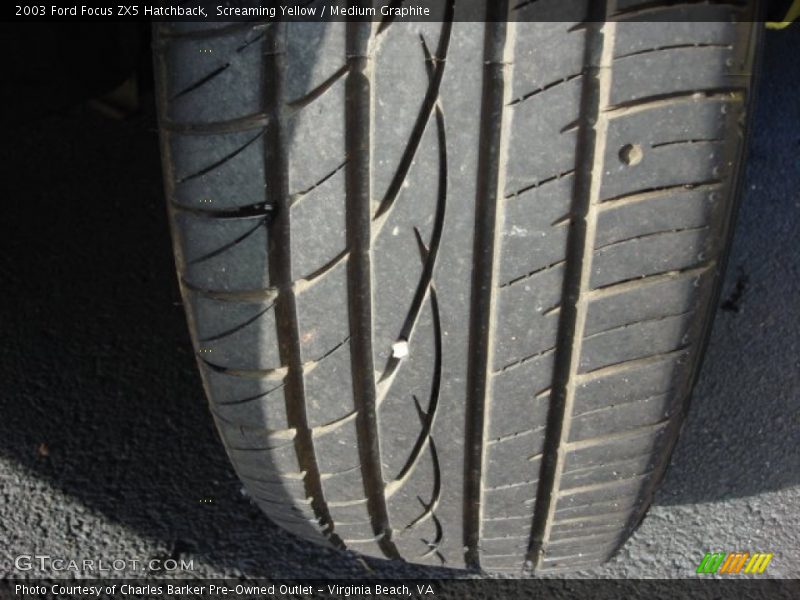 Screaming Yellow / Medium Graphite 2003 Ford Focus ZX5 Hatchback