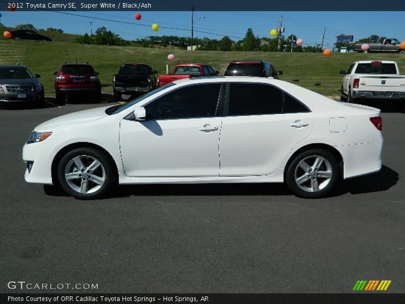 Super White / Black/Ash 2012 Toyota Camry SE