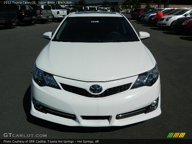 Super White / Black/Ash 2012 Toyota Camry SE