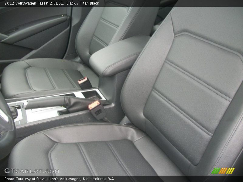 Black / Titan Black 2012 Volkswagen Passat 2.5L SE