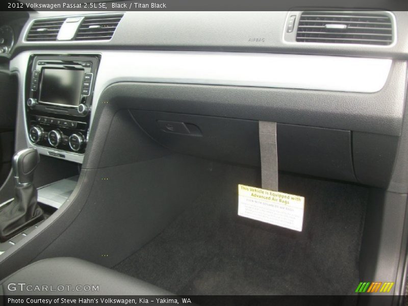 Black / Titan Black 2012 Volkswagen Passat 2.5L SE