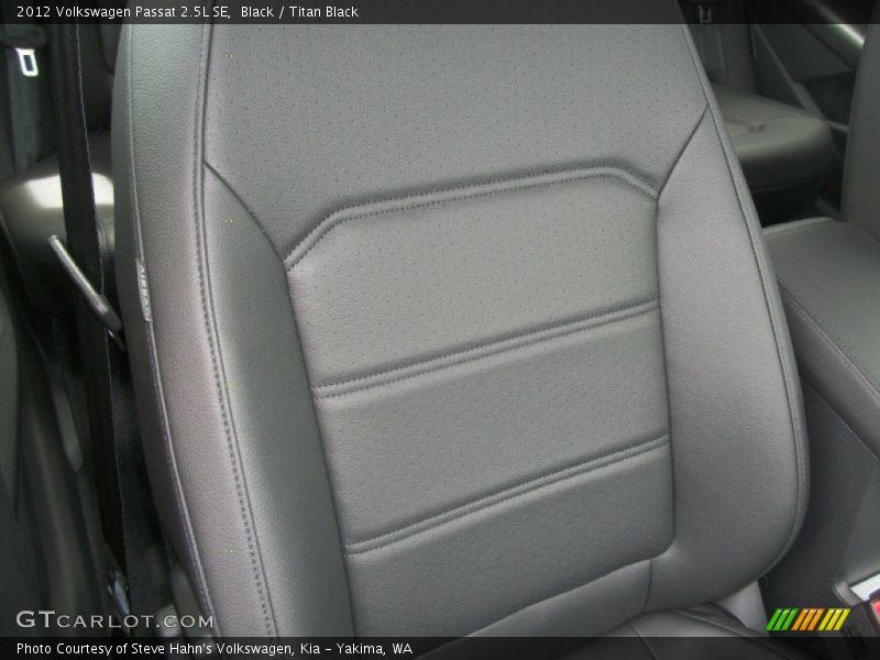Black / Titan Black 2012 Volkswagen Passat 2.5L SE