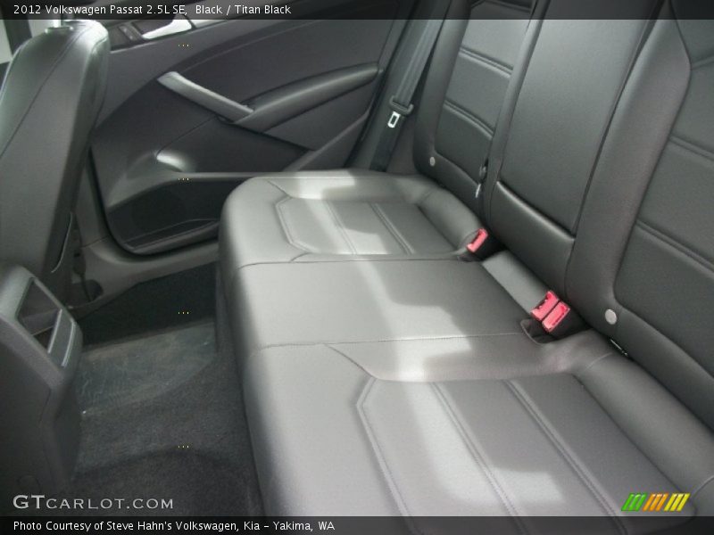 Black / Titan Black 2012 Volkswagen Passat 2.5L SE