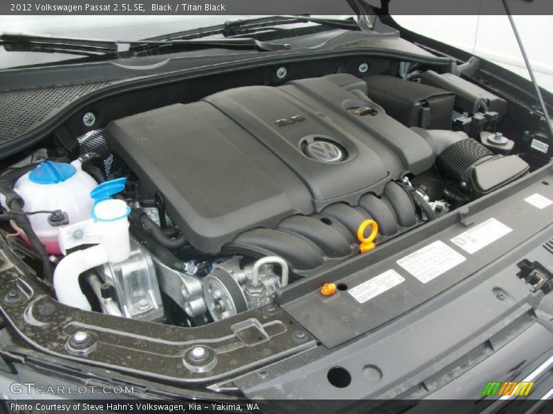 Black / Titan Black 2012 Volkswagen Passat 2.5L SE