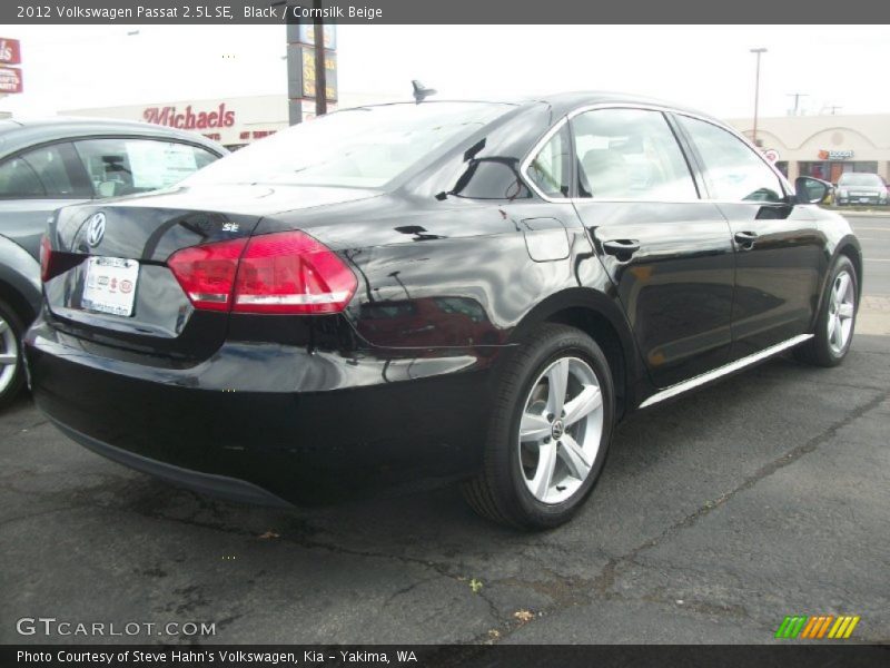 Black / Cornsilk Beige 2012 Volkswagen Passat 2.5L SE