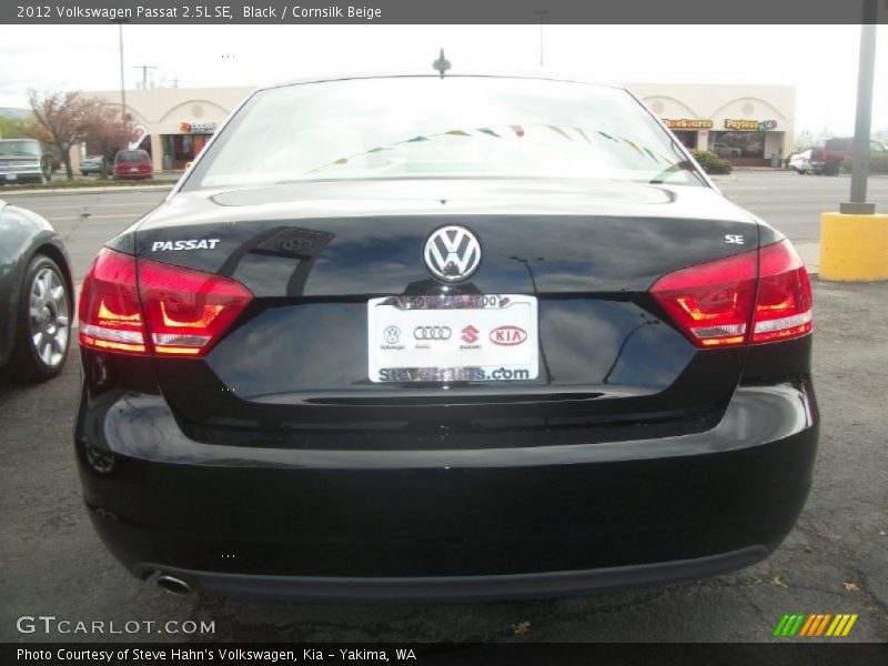 Black / Cornsilk Beige 2012 Volkswagen Passat 2.5L SE