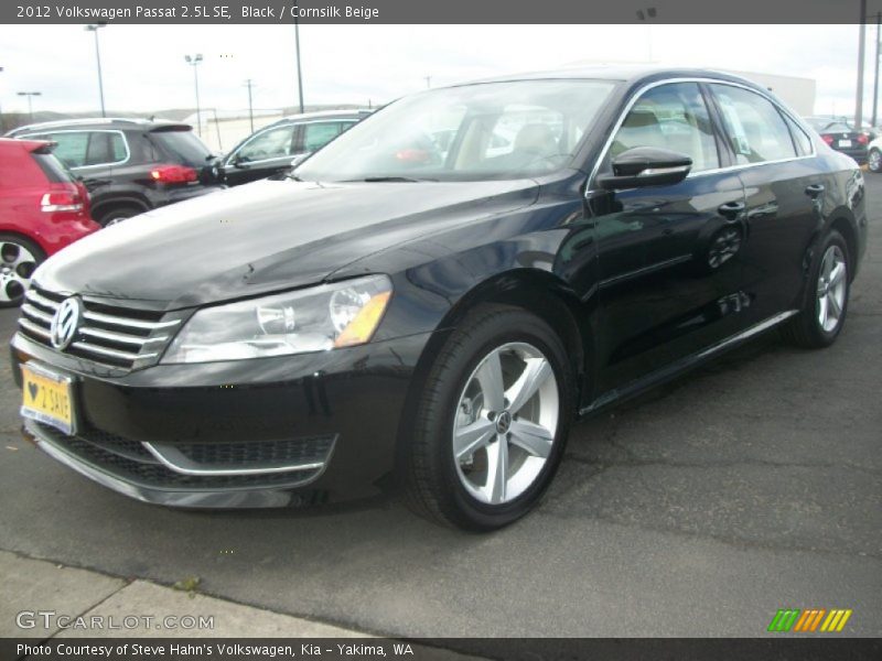 Black / Cornsilk Beige 2012 Volkswagen Passat 2.5L SE