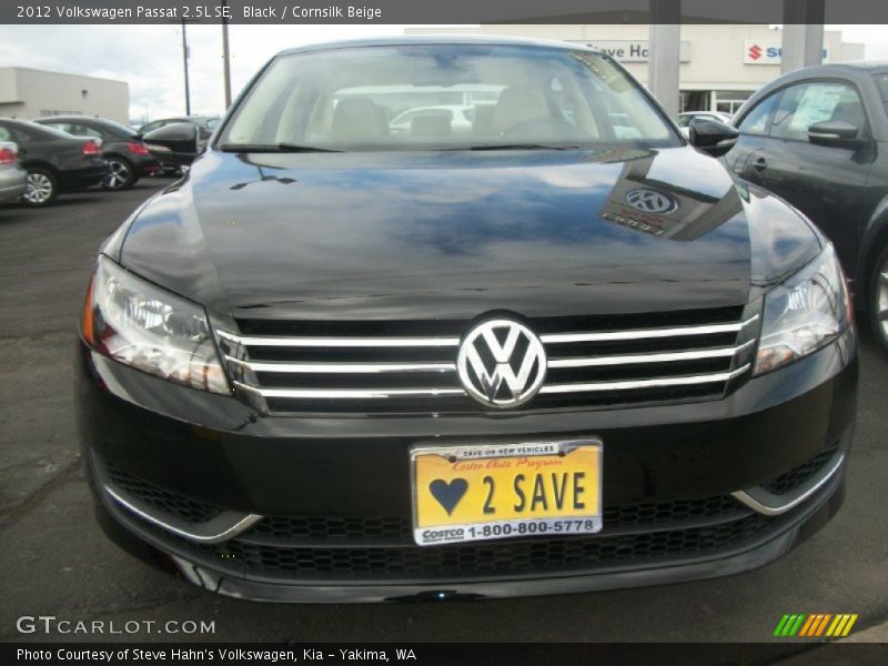 Black / Cornsilk Beige 2012 Volkswagen Passat 2.5L SE