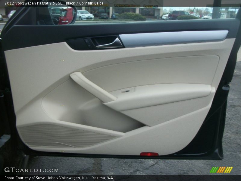 Black / Cornsilk Beige 2012 Volkswagen Passat 2.5L SE