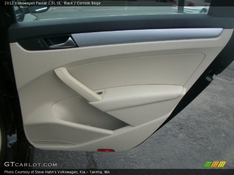 Black / Cornsilk Beige 2012 Volkswagen Passat 2.5L SE