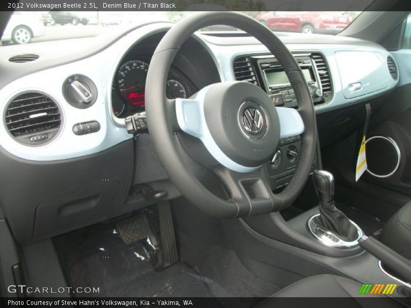 Denim Blue / Titan Black 2012 Volkswagen Beetle 2.5L