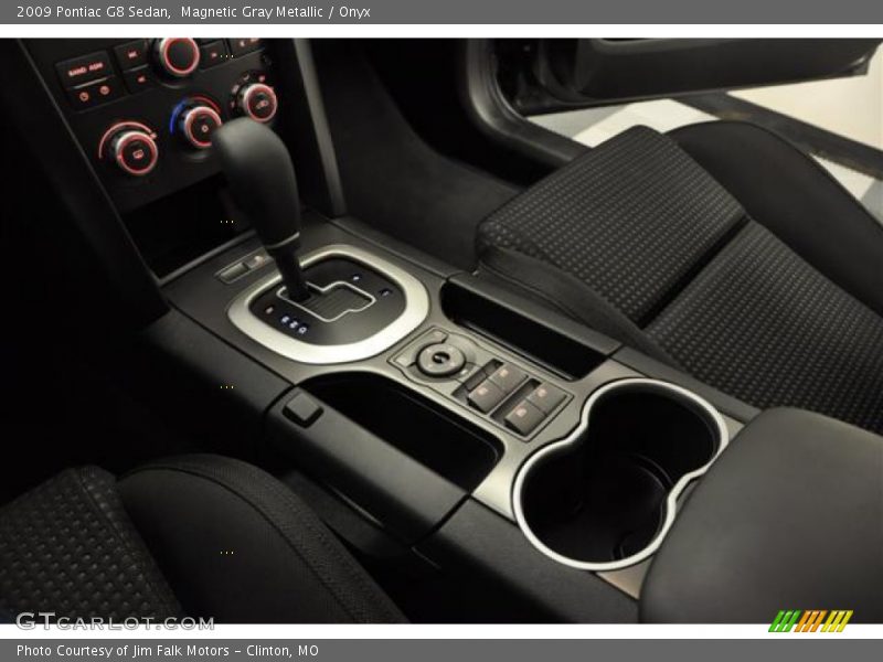 Magnetic Gray Metallic / Onyx 2009 Pontiac G8 Sedan