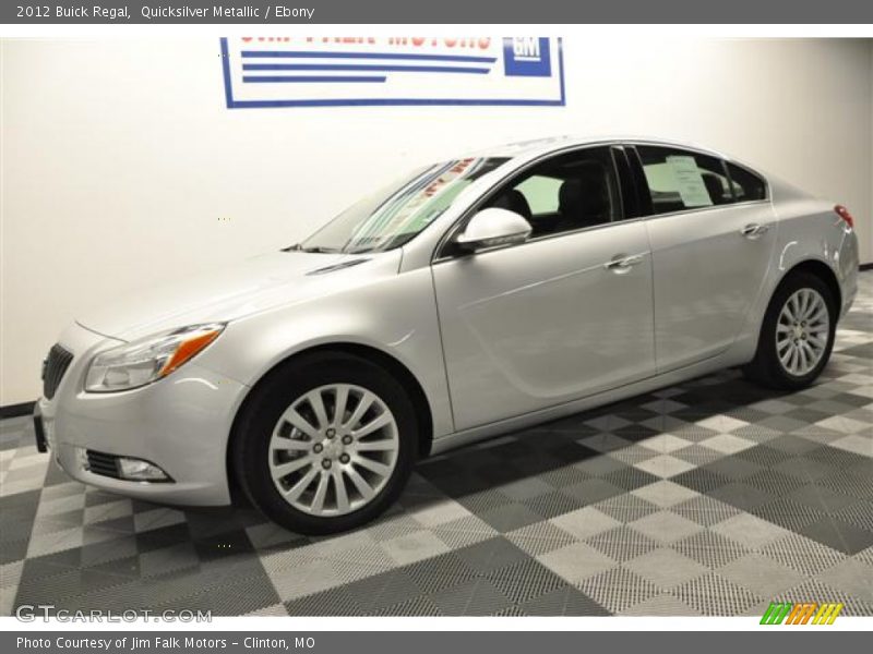 Quicksilver Metallic / Ebony 2012 Buick Regal
