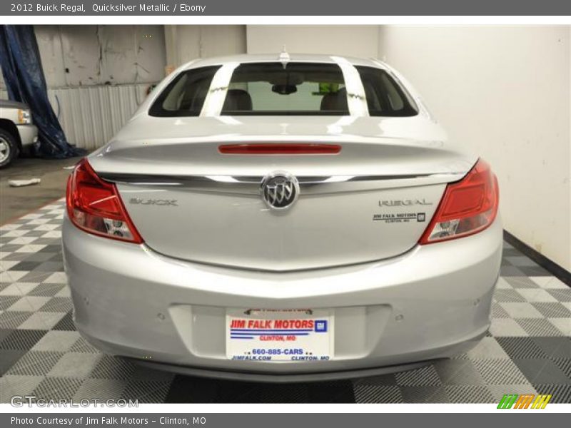 Quicksilver Metallic / Ebony 2012 Buick Regal