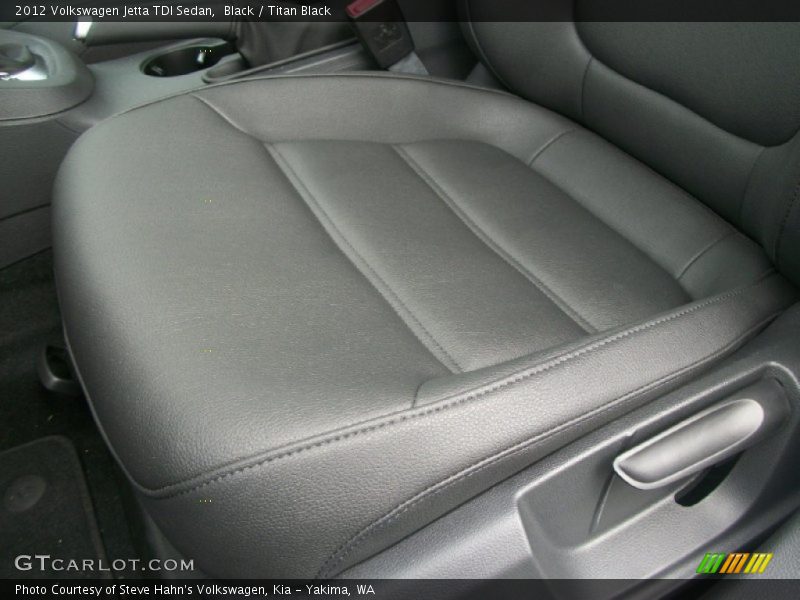 Black / Titan Black 2012 Volkswagen Jetta TDI Sedan