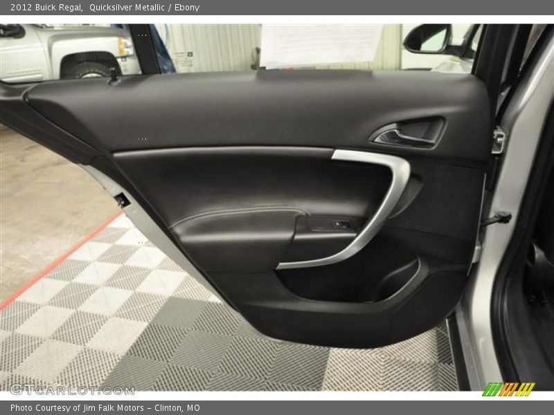 Quicksilver Metallic / Ebony 2012 Buick Regal