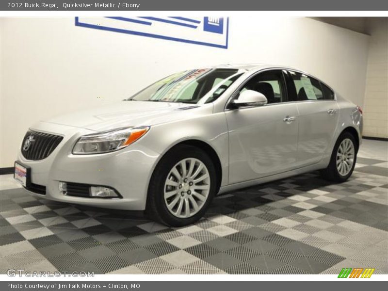 Quicksilver Metallic / Ebony 2012 Buick Regal